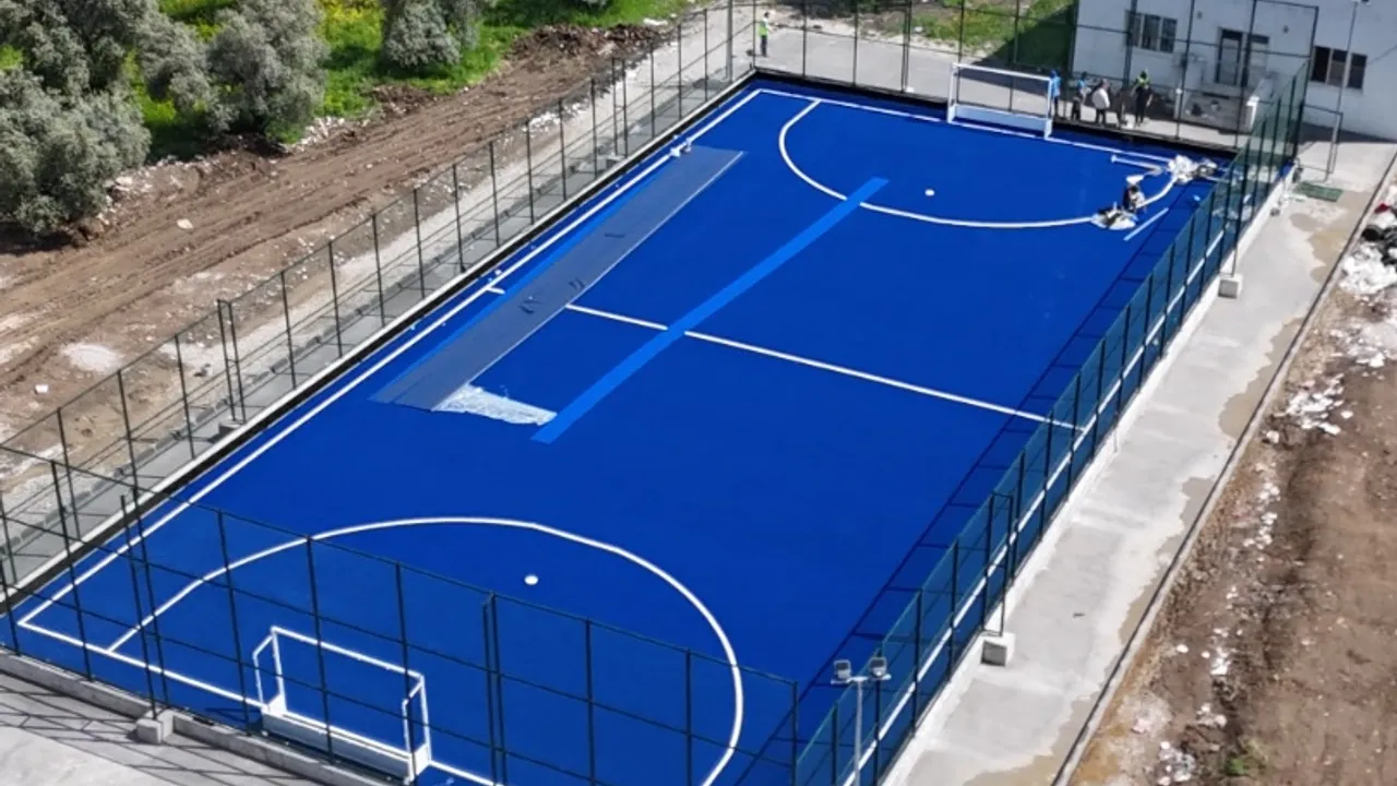 Muğla Yatağan’da çim hokeyi sahası tamamlandı