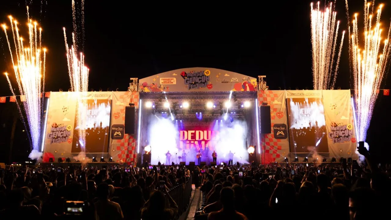 4. 'Mersin Gençlik Festivali' doludizgin başladı