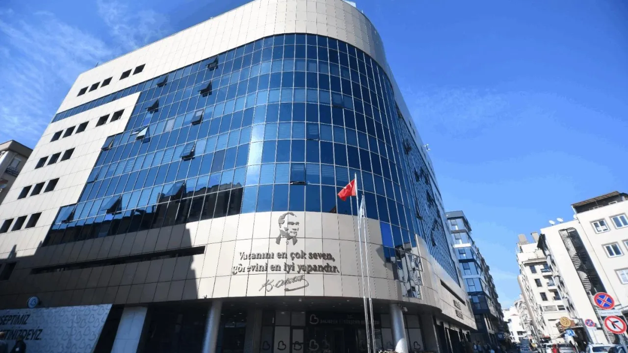 Balıkesir Büyükşehir, 7 yönetim sisteminde ISO sertifikası aldı