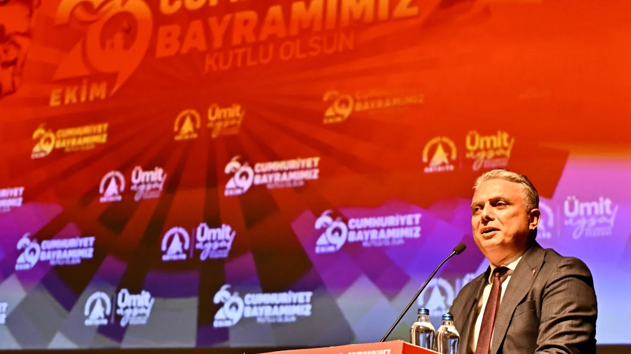 Başkan Uysal: Tarih bilmeden, gelecek kurulmaz