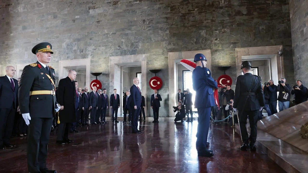 Cumhurbaşkanı Erdoğan, Anıtkabir'de