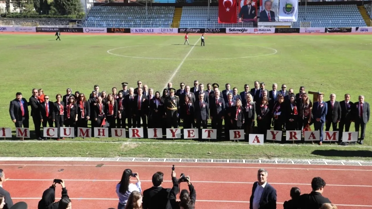 İnegöl'de Cumhuriyet coşkusu