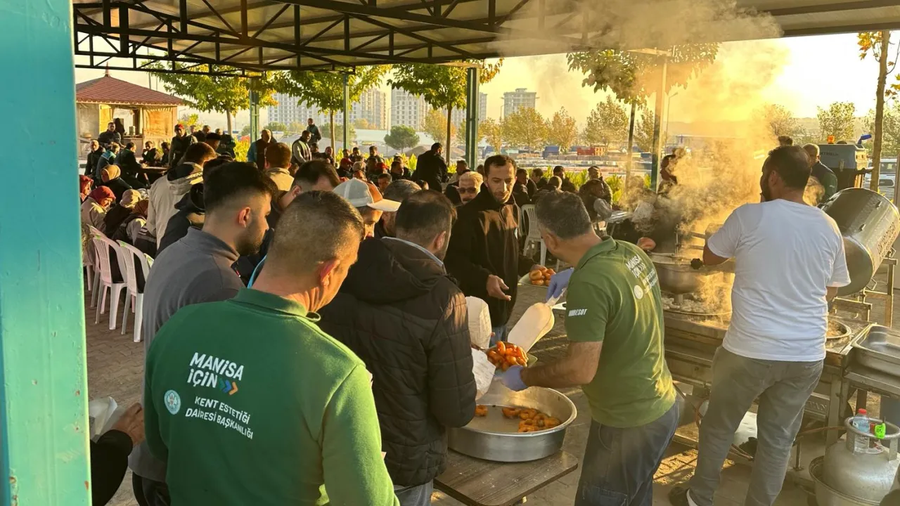 Manisa Büyükşehir'den vefat eden çalışanlarına lokma hayrı