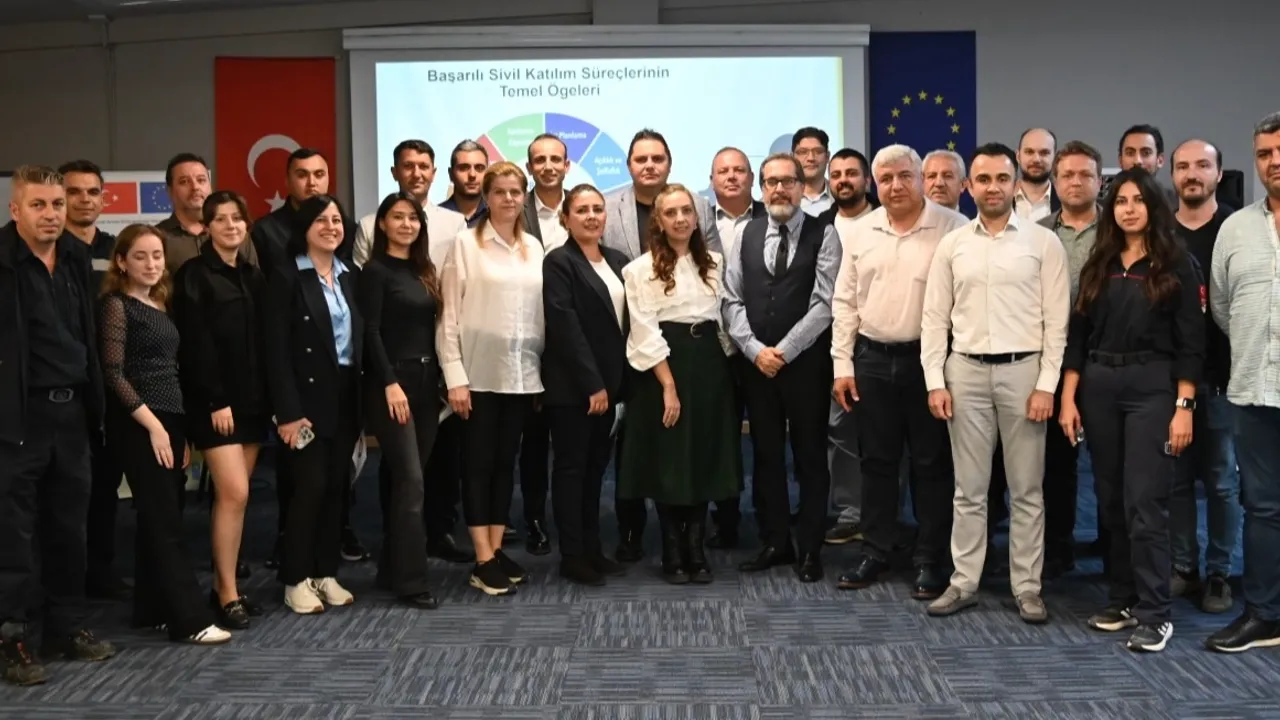 Manisa'da sivil katılım eğitimi