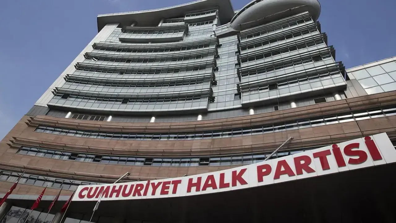 CHP'den 48 isim ihraç edildi: İşte tam liste
