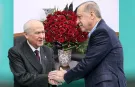 Bahçeli'den Cumhurbaşkanı Erdoğan'a 72 güllü yaş hediyesi