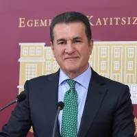 SİYASET
