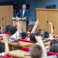 YAŞAM