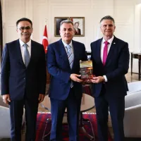 YAŞAM