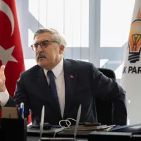 SİYASET