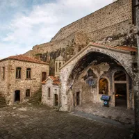 YAŞAM