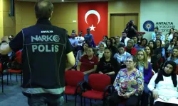 Antalya Büyükşehir'den personeline madde bağımlılığı eğitim