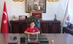 Gencan makamını Uzunköprü'lü minik Seray'a teslim etti