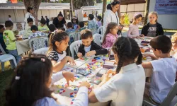 İzmir Bornova'da kitapların ışığında kültür şöleni
