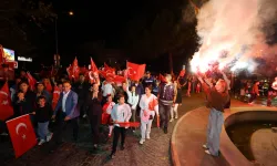 İzmir Efes'te Cumhuriyet Bayramı coşkusu meydanlara taştı