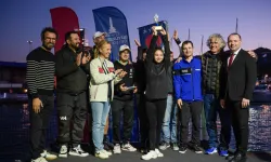 İzmir'de 102 millik parkur Cumhuriyet Kupası ile taçlandı