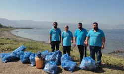 Kocaeli'de sahil temizliği Mavi Takım'dan sorulur