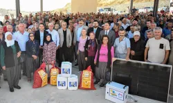 Mersin Büyükşehir'den çiftçiye üçlü destek