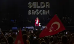 Selda Bağcan'dan Mersin'de Cumhuriyet Bayramı konseri