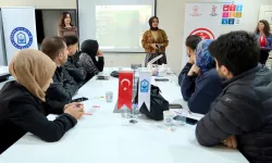 Bursa Yıldırım'da yeni çiftlere farkındalık eğitimi