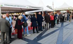 Bursa'da Osmangazi Kitap Fuarı 8'inci gününde de doldu taştı