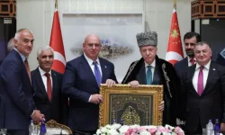 Cumhurbaşkanı Erdoğan, Ahıska Türkleri'ni ağırladı