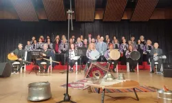 Gençleşen Türküler'den muhteşem 15. yıl konseri