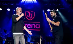 Levent Yüksel Jolly Joker Arena'da büyüledi
