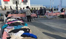 Mudanya'da sokak hayvanları için ikinci el giysi etkinliği