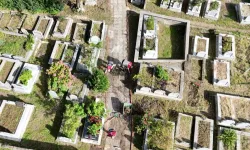 Ordu'da mezarlıkların bakımını unutmuyor