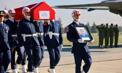 Uçak kazasında şehit olan iki subay Eskişehir'de karşılandı
