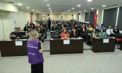 Adana'da 'Okul Öncesi Dönemde Dijital Şiddet Ve Güvenli Teknoloji Kullanımı' semineri