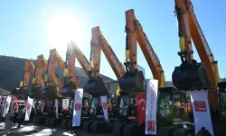 İzmir Karabağlar'a yeni iş makinesi desteği