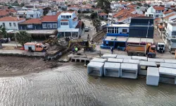 İzmir Yeni Foça'da taşkın kabusu sona erdi