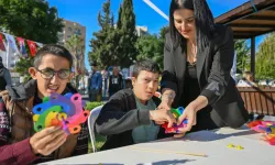 Mersin'de özel gereksinimli bireyler atölyelerde buluştu