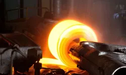 Sanayi üretimi yıllık arttı, aylık azaldı