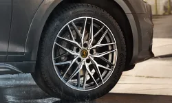 Uzmanından kış sürüşü uyarısı! Direksiyon başında tüm dikkatlerinizi yola verin