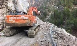 Antalya ekipleri şiddetli yağış ve rüzgara karşı teyakkuzda