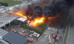 İstanbul Büyükçekmece'de fabrika yangını kontrol altında