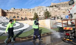 Mardin'de Tarihi 1. Cadde'de hummalı çalışma