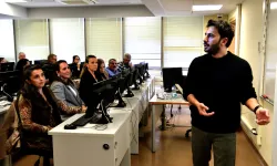 İzmir Bornova'dan muhtarlara dijital odaklı eğitim