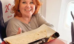 Mangal Lahmacun'a uçak yolcularından büyük ilgi