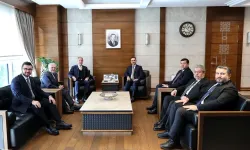 Memduh Büyükkılıç'tan Bakan Kacır'a ziyaret