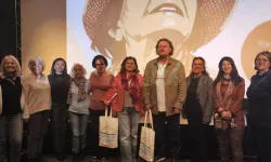 Bursa Nilüfer'de 'İnceliklerin Şairi' Gülten Akın anıldı