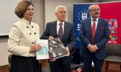 Bursa'da ipekçiliğin geleceği konuşuldu...Bursa ipeğini nesillere aktarmalıyız