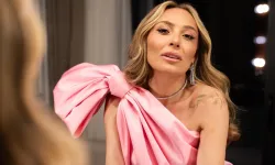 'Bonbon şekeri' Ziynet Sali'ye sahnede doğum günü sürprizi!