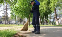 Bursa Osmangazi'nin yeşil alanlarında titiz temizlik