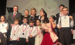 Genç yeteneklerin yıldızı İzmir'de parladı