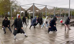 İzmit'te bayram coşkusu sağlıklı adımlarla başladı