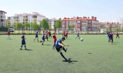 Konya Karatay'da sahada kardeşlik turnuvası